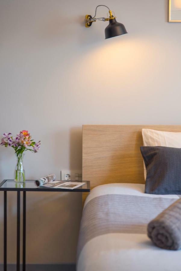 Modern, Bright And Welcoming Oceanfront Appartement