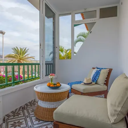 Modern, Bright And Welcoming Oceanfront Apartment Puerto de Santiago  Exterior photo