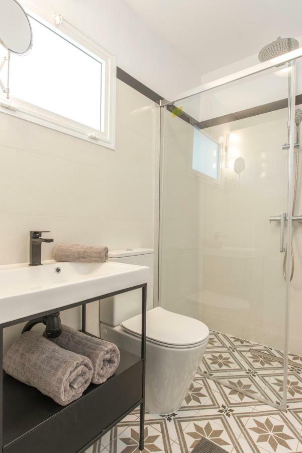 Modern, Bright And Welcoming Oceanfront Appartamento Puerto de Santiago (Tenerife)